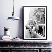 Load image into Gallery viewer, Canvas - Tourist
