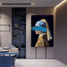 Load image into Gallery viewer, Canvas - Pearl Earing

