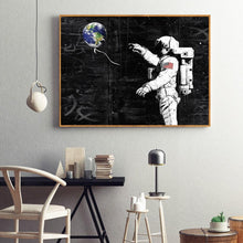 Load image into Gallery viewer, Canvas - Lonely
