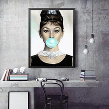 Load image into Gallery viewer, Canvas - Audrey Hepburn
