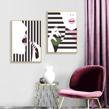 Load image into Gallery viewer, Canvas - Fashion Delict
