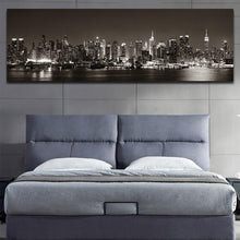 Load image into Gallery viewer, Canvas - NYC Black &amp; White
